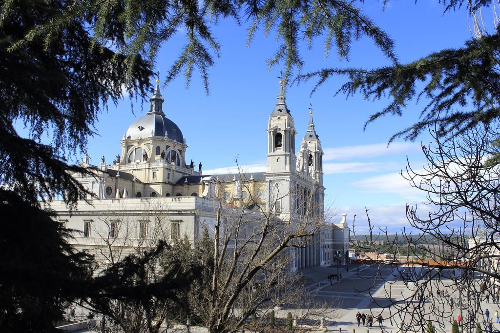 Oriente Suites Madrid Exterior foto